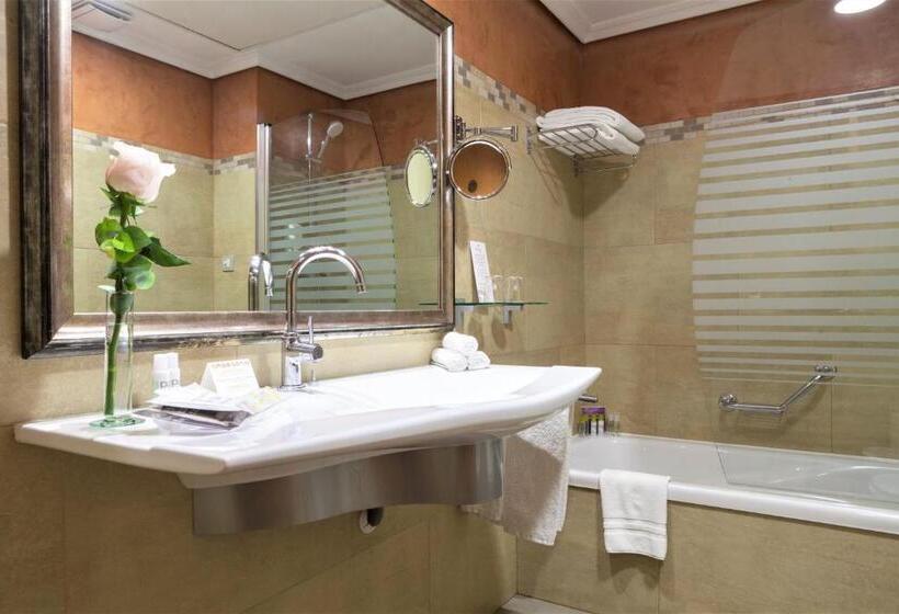 اتاق استاندارد, Becquer