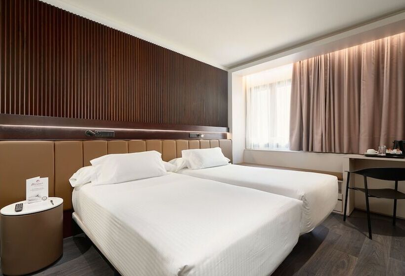 اتاق استاندارد, Becquer