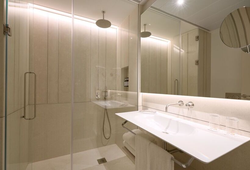 اتاق استاندارد, Becquer