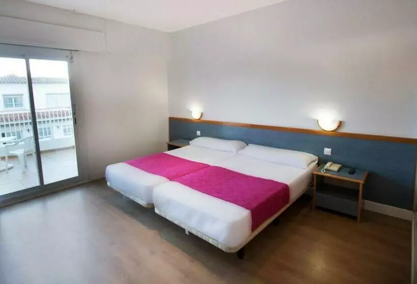 Standard Værelse m. Terrasse, Brisamar Suites
