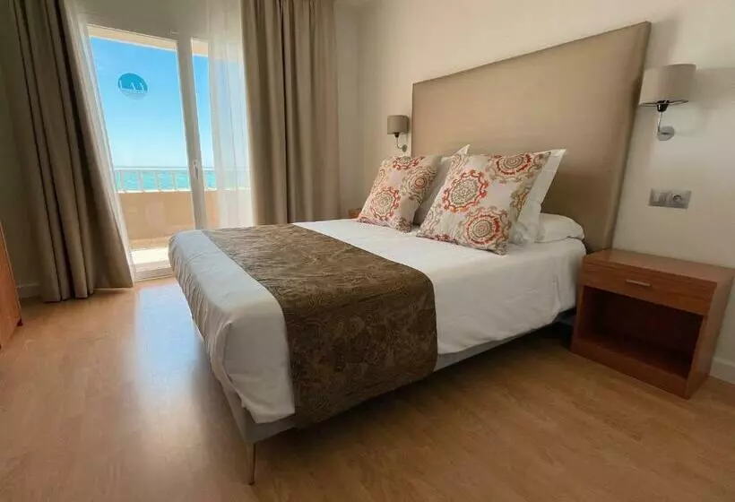 اتاق استاندارد با چشمانداز دریا, Fay Victoria Beach