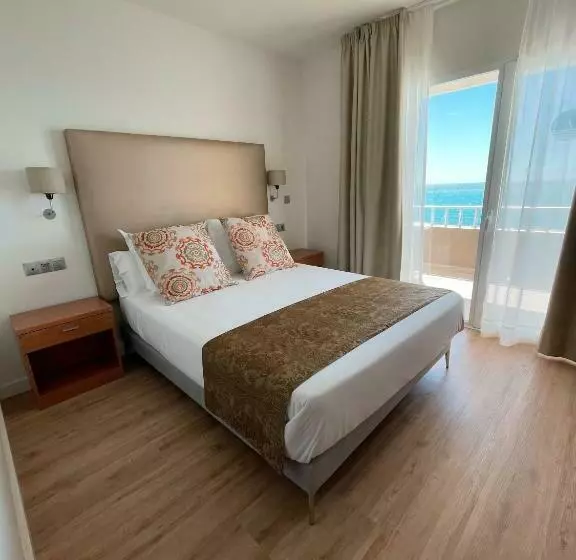 اتاق استاندارد با چشمانداز دریا, Fay Victoria Beach