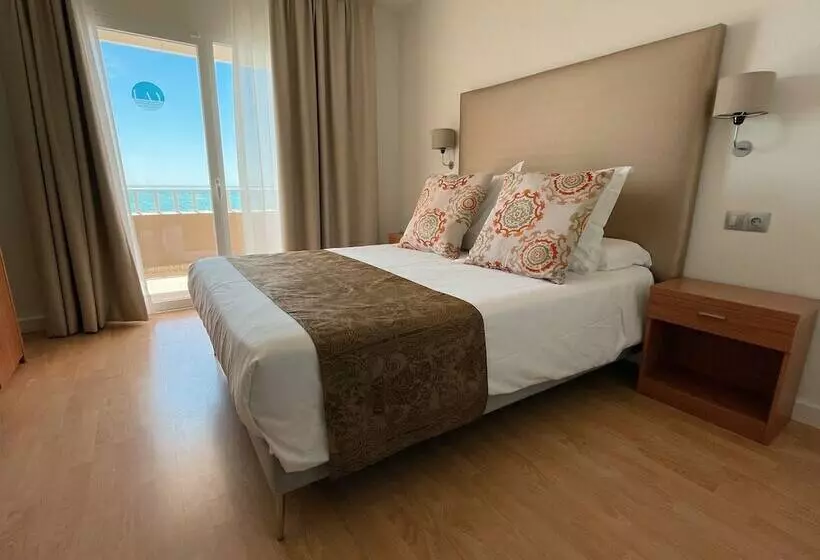 اتاق استاندارد با چشمانداز دریا, Fay Victoria Beach