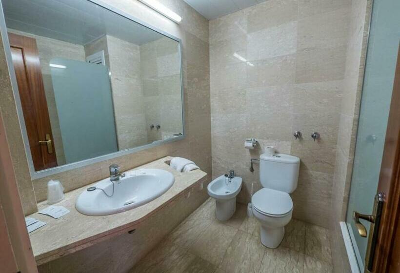 标准间, Golden Sand