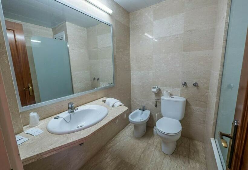 标准间, Golden Sand