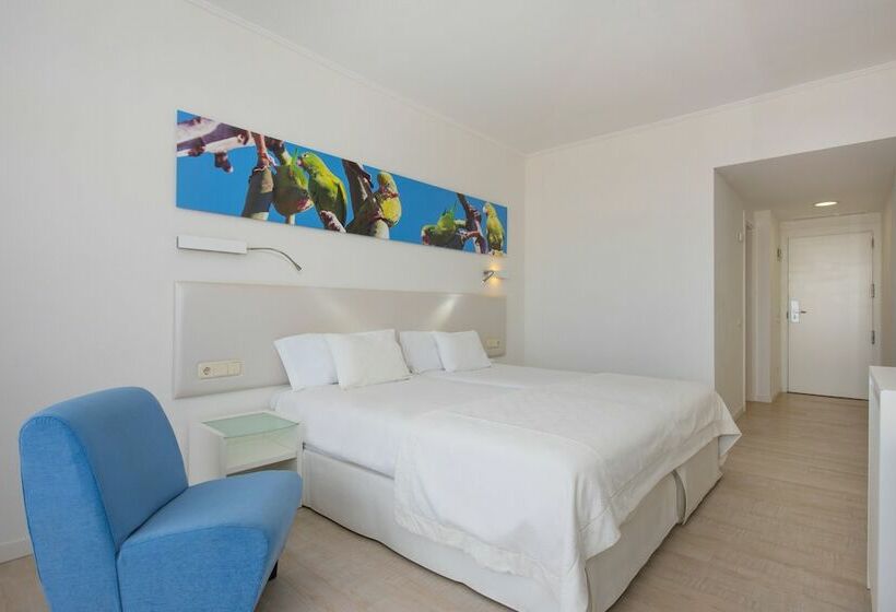 חדר משפחתי, Iberostar Waves Bouganville Playa