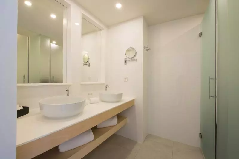 اتاق اساندارد با چشم‌انداز جانبی به دریا, Iberostar Selection Sábila - Adults Only