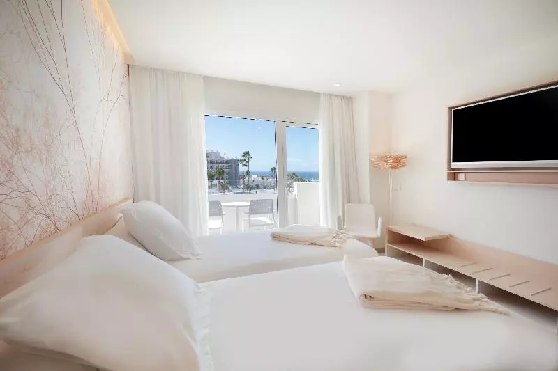 اتاق اساندارد با چشم‌انداز جانبی به دریا, Iberostar Selection Sábila - Adults Only
