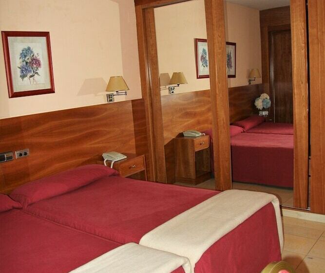 اتاق استاندارد, La Maruxiña