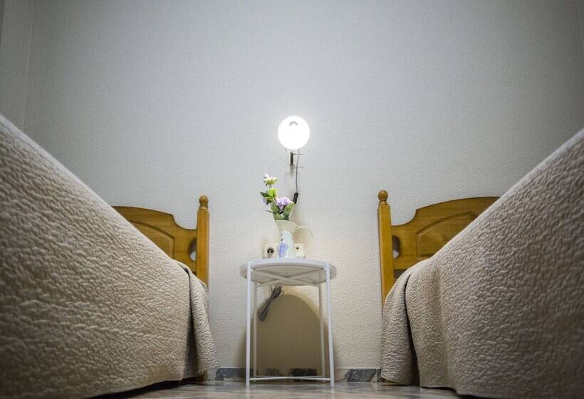 חדר סטנדרט, Mairena