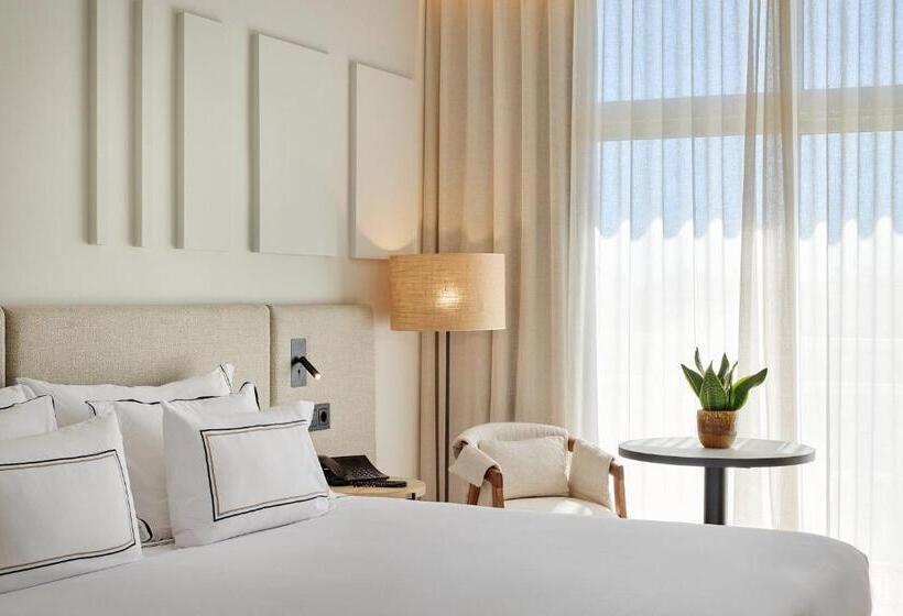 プールビューのプレミアムルーム, Meliá Lloret de Mar