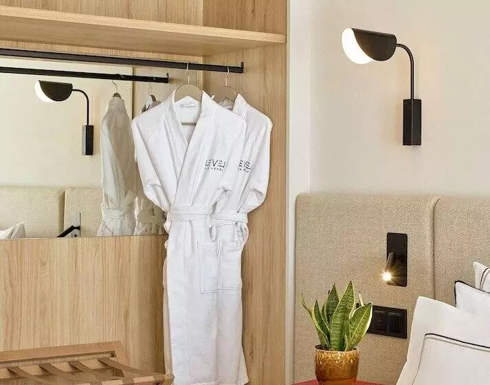 オーシャンビュースタンダードルーム, Meliá Lloret de Mar