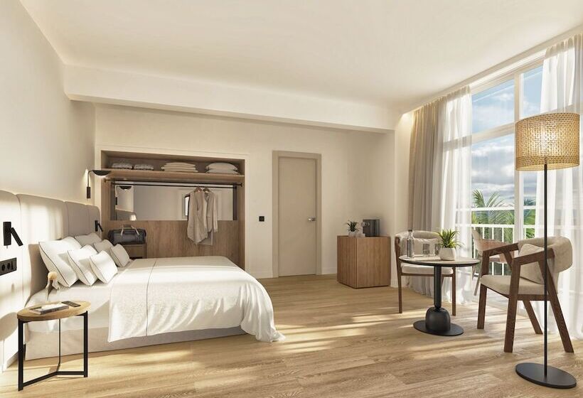 Полулюкс, Meliá Lloret de Mar