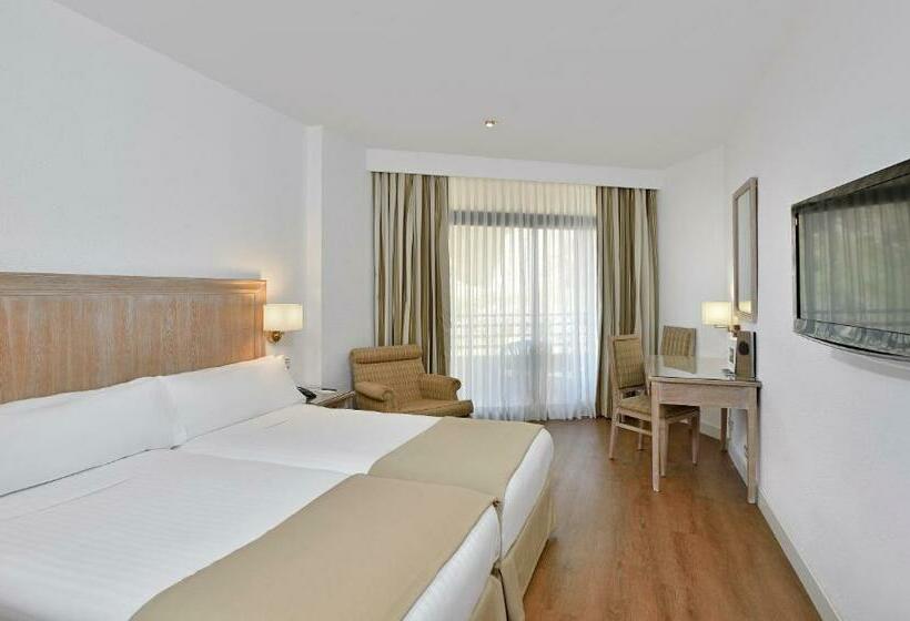 Номера Классика Нижний Этаж, Melia Costa Del Sol