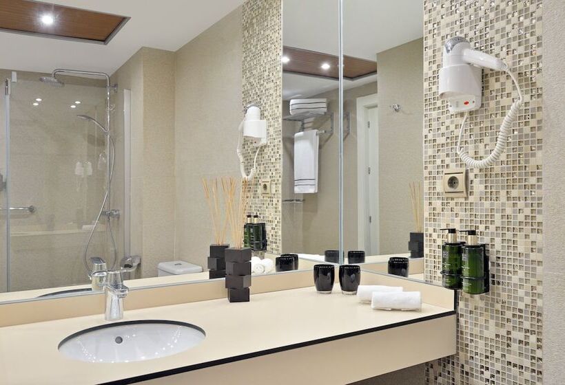 جناح جونيور بالطابق الأرضى, Melia Costa Del Sol