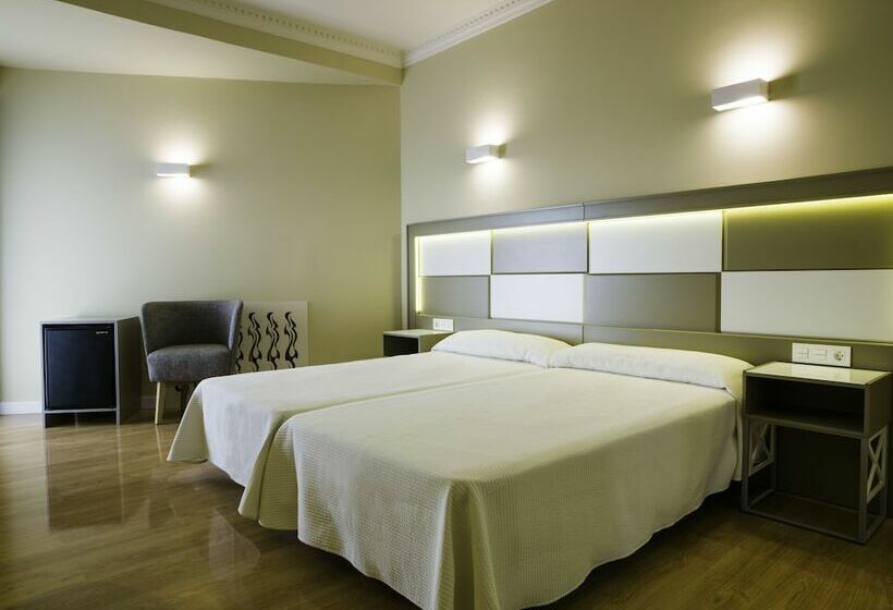 스탠다드 룸, Monarque Torreblanca