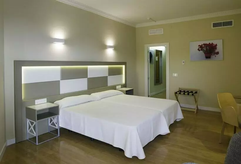اتاق استاندارد, Monarque Torreblanca
