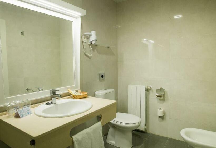 스탠다드 트리플 룸, Monarque Torreblanca