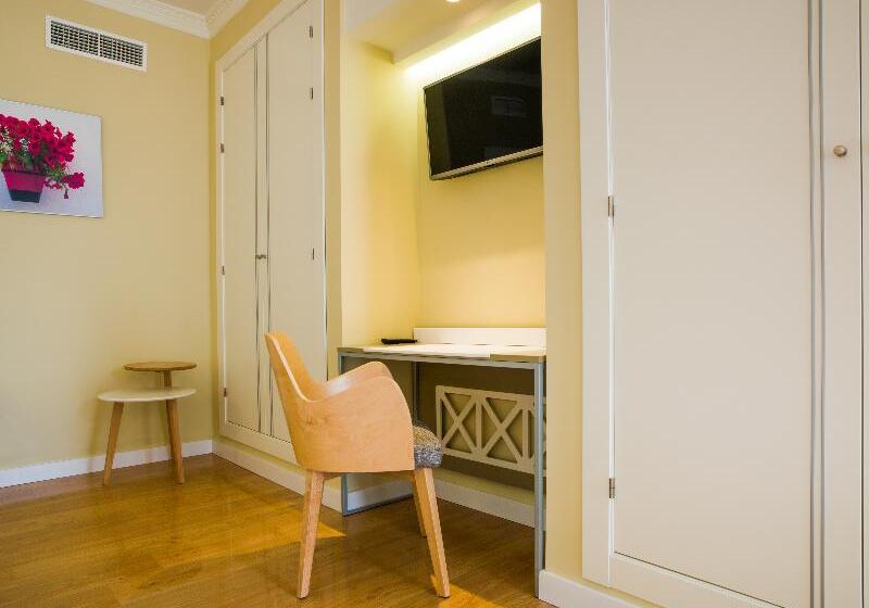 스탠다드 룸, Monarque Torreblanca