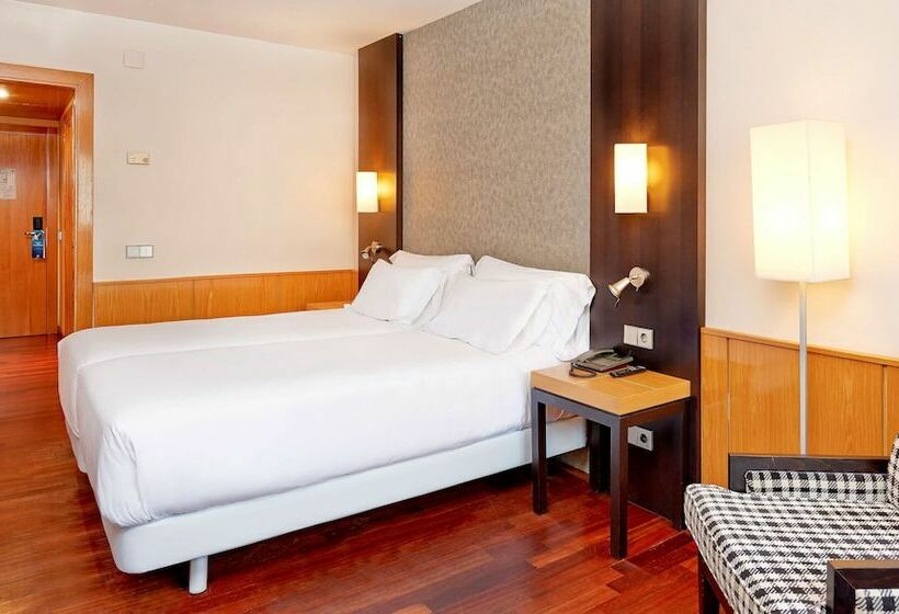 غرفة قياسية ثلاثية, NH Ciudad De Valencia