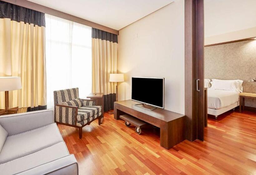 اتاق استاندارد تودرتو, NH Sevilla Plaza De Armas