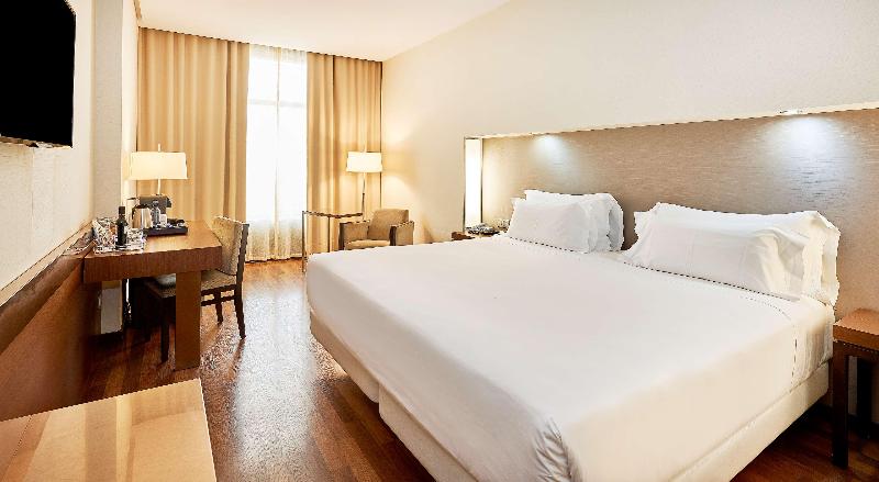 اتاق سوپریور, NH Sevilla Plaza De Armas