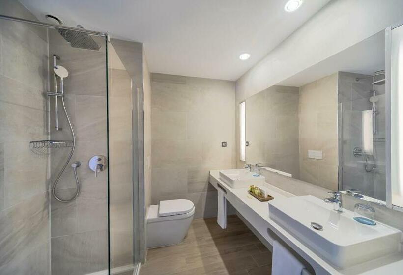 סוויטת ג'וניור נוף לים, Occidental Fuengirola