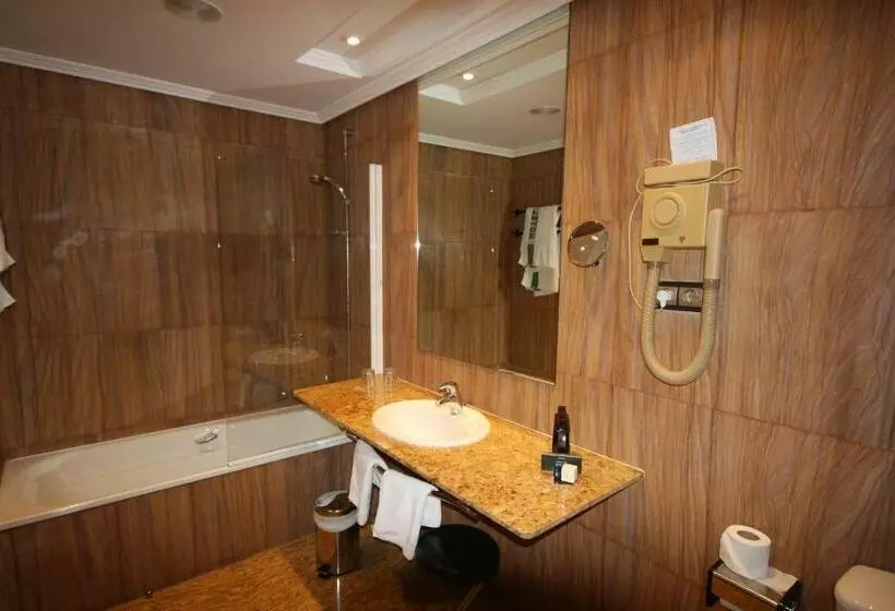 اتاق استاندارد یک نفره, Olid