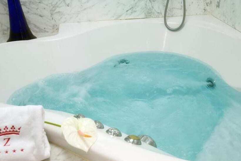 Полулюкс, Palafox