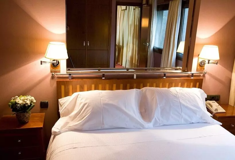 Suite Junior, Palafox
