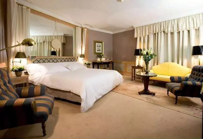Suite, Palafox