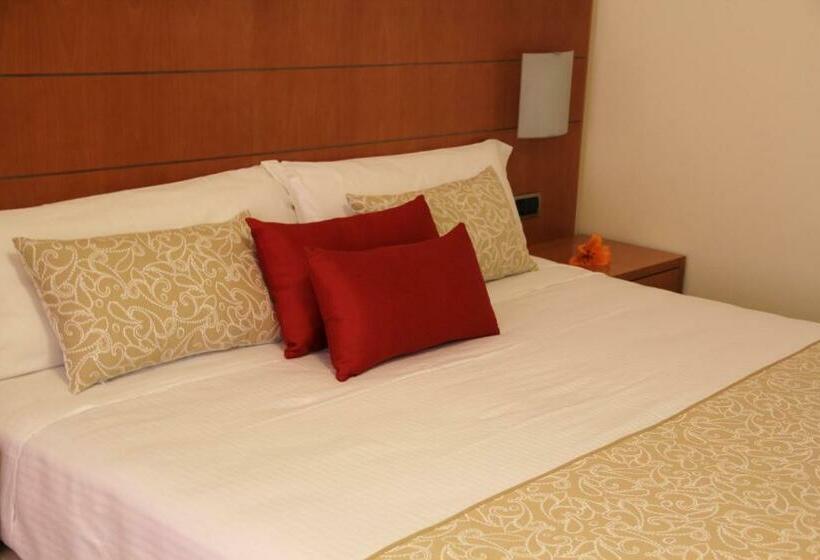 غرفة قياسية ثلاثية, Principe Paz