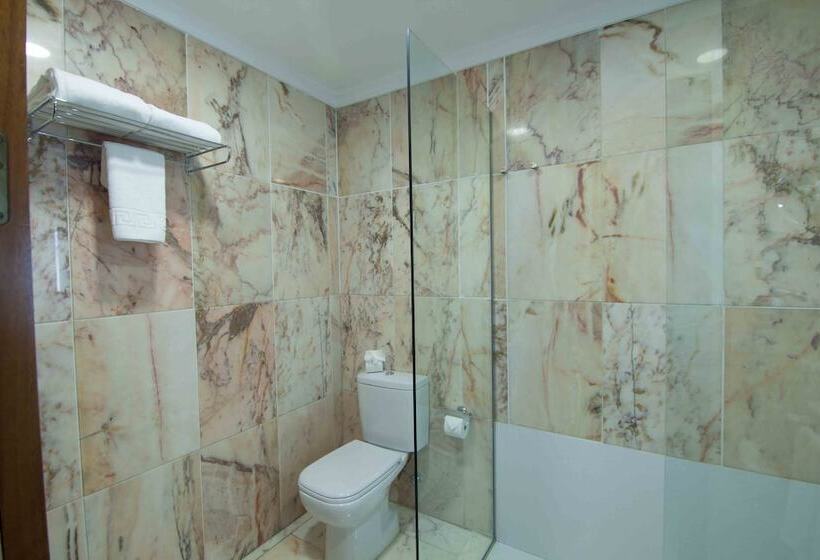 غرفة قياسية ثلاثية, Principe Paz