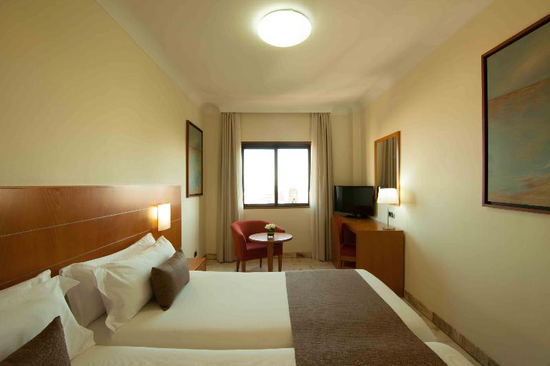 غرفة قياسية, Principe Paz