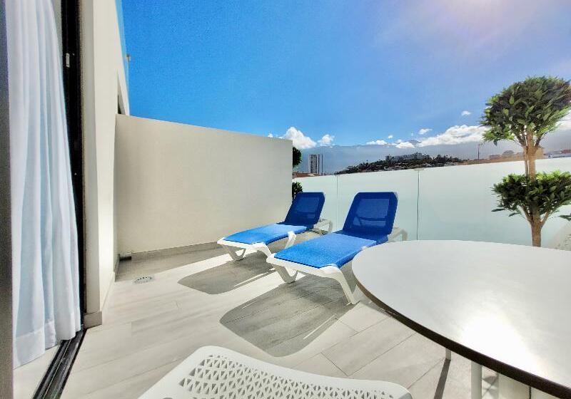 带露台的高档房间, Puerto Azul