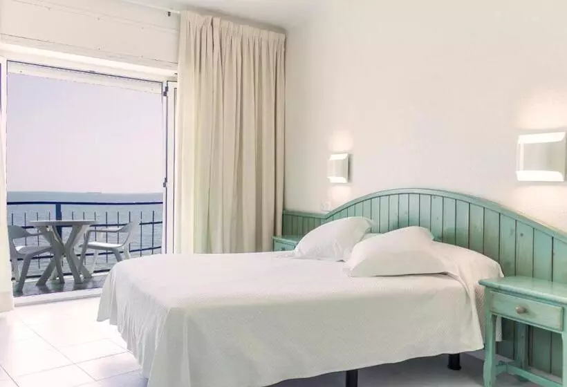Triple Room Sea View, Juanito Platja