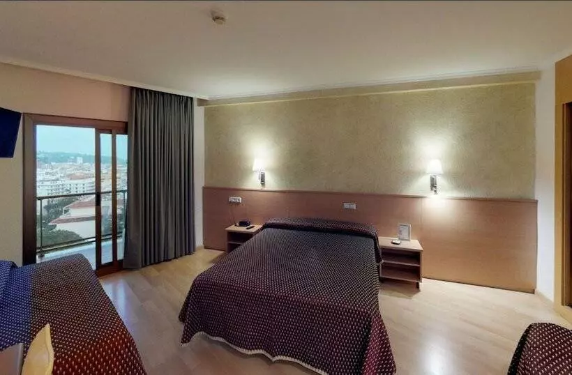 Chambre Standard, Samba