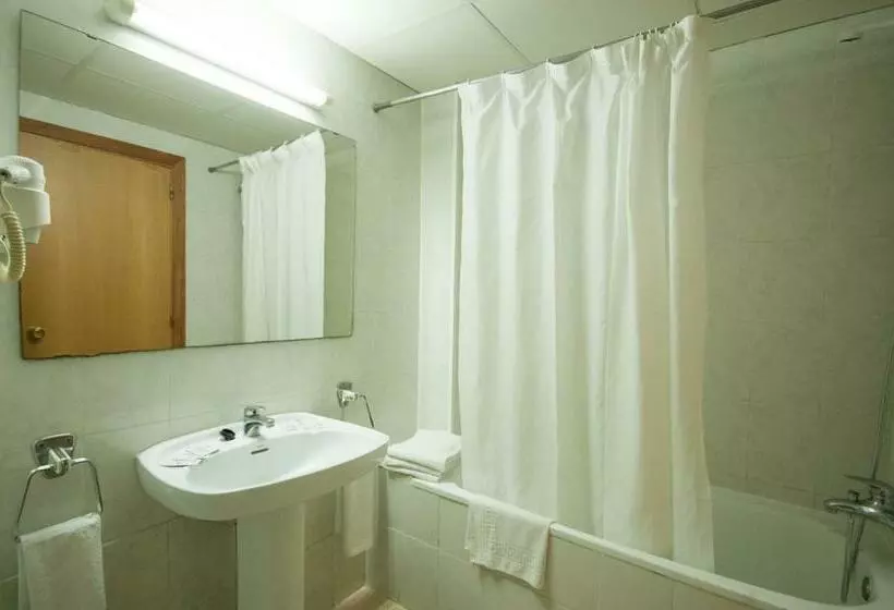 Chambre Economy, Samba