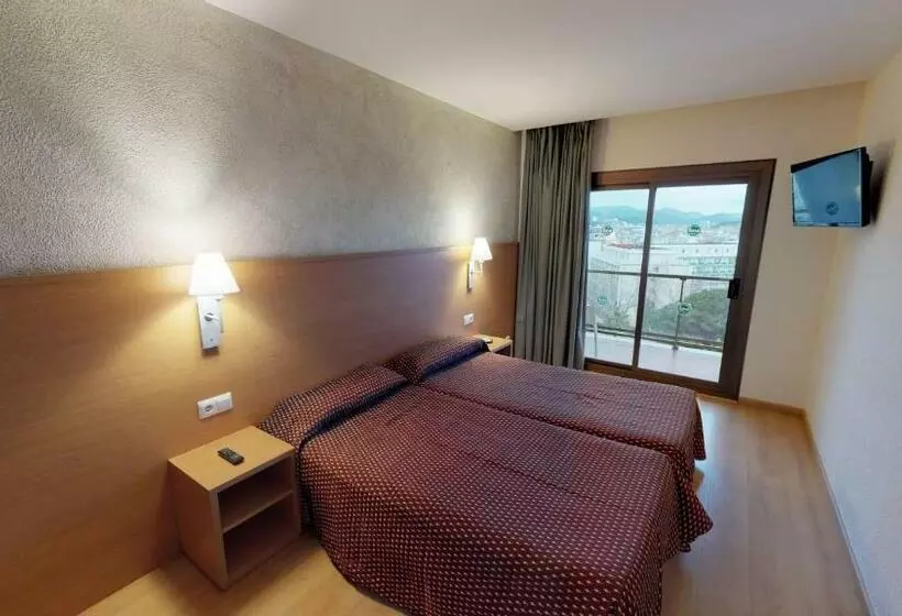 Chambre Quadruple Standard, Samba