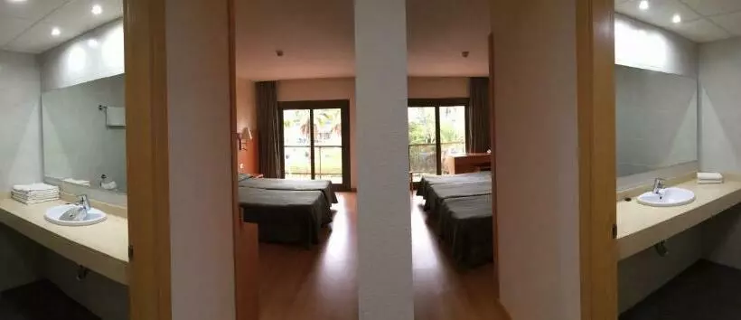 Chambre Familiale, Samba