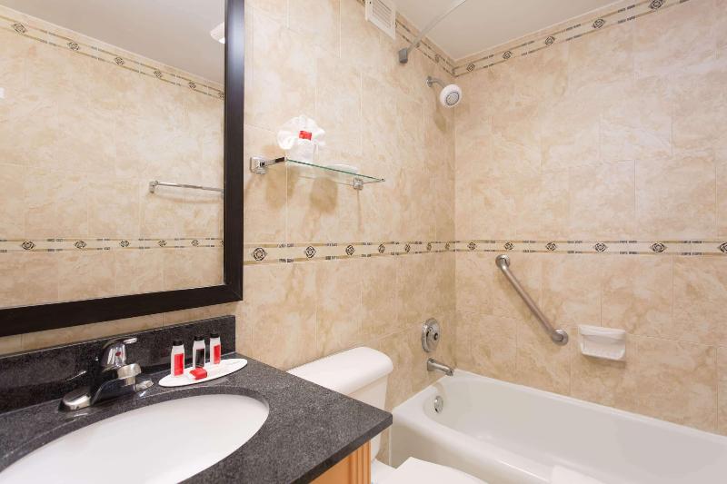 غرفة قياسية رباعية, Samba