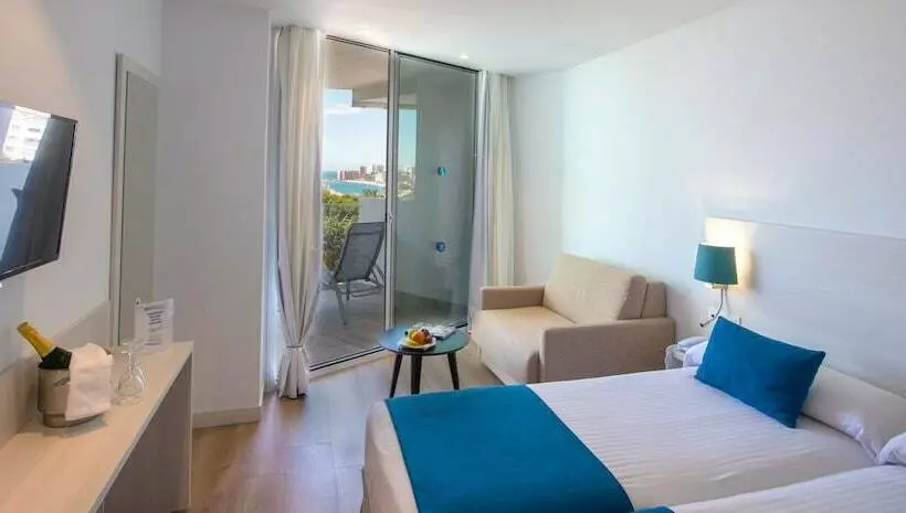 サイドオーシャンビューのトリプルルームスタンダード, Spirit Hotel Benalmadena Beach