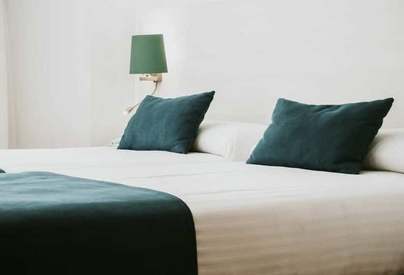 اتاق استاندارد با چشم‌انداز دریا, Spirit Hotel Benalmadena Beach