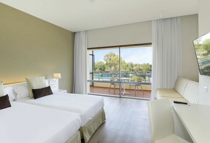 家庭间, Sol Marbella Estepona  Atalaya Park