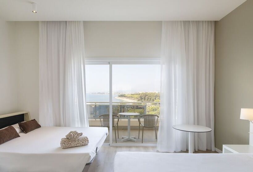 家庭间侧面带海景, Sol Marbella Estepona  Atalaya Park