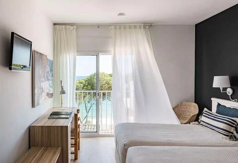 Quarto Estandar Vista Mar Lateral, Terramar
