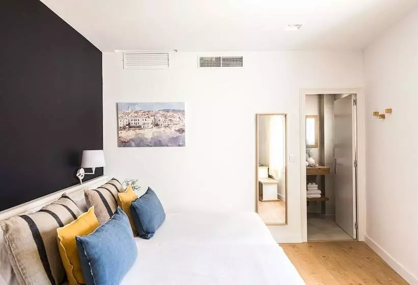 Quarto Estandar, Terramar