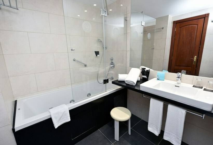 חדר סופריור, Vallemar