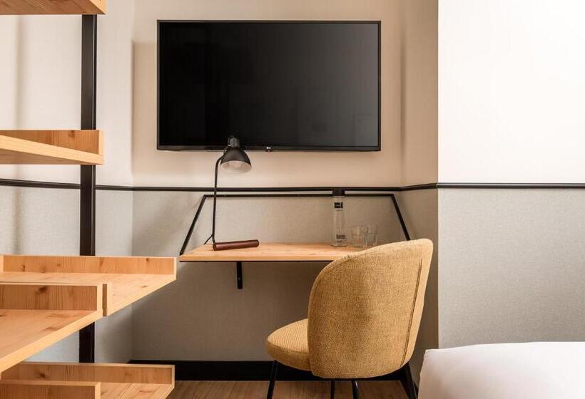 标准间, Bypillow Irala