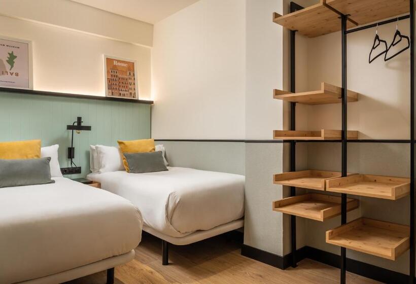 标准三人间, Bypillow Irala